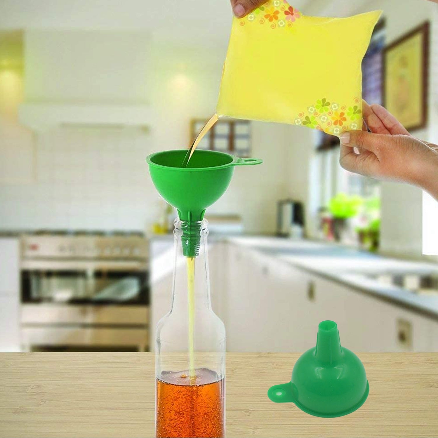 4237 Silicone Funnel For Pouring Oil, Sauce, Water, Juice And Small Food-GrainsFood Grade Silicone Funnel (1 Pc Green) 4237 Silicone Funnel For Pouring Oil, Sauce, Water, Juice And Small Food-GrainsFood Grade Silicone Funnel (1 Pc Green)